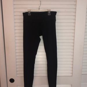 Lululemon Black Wunder Under leggings